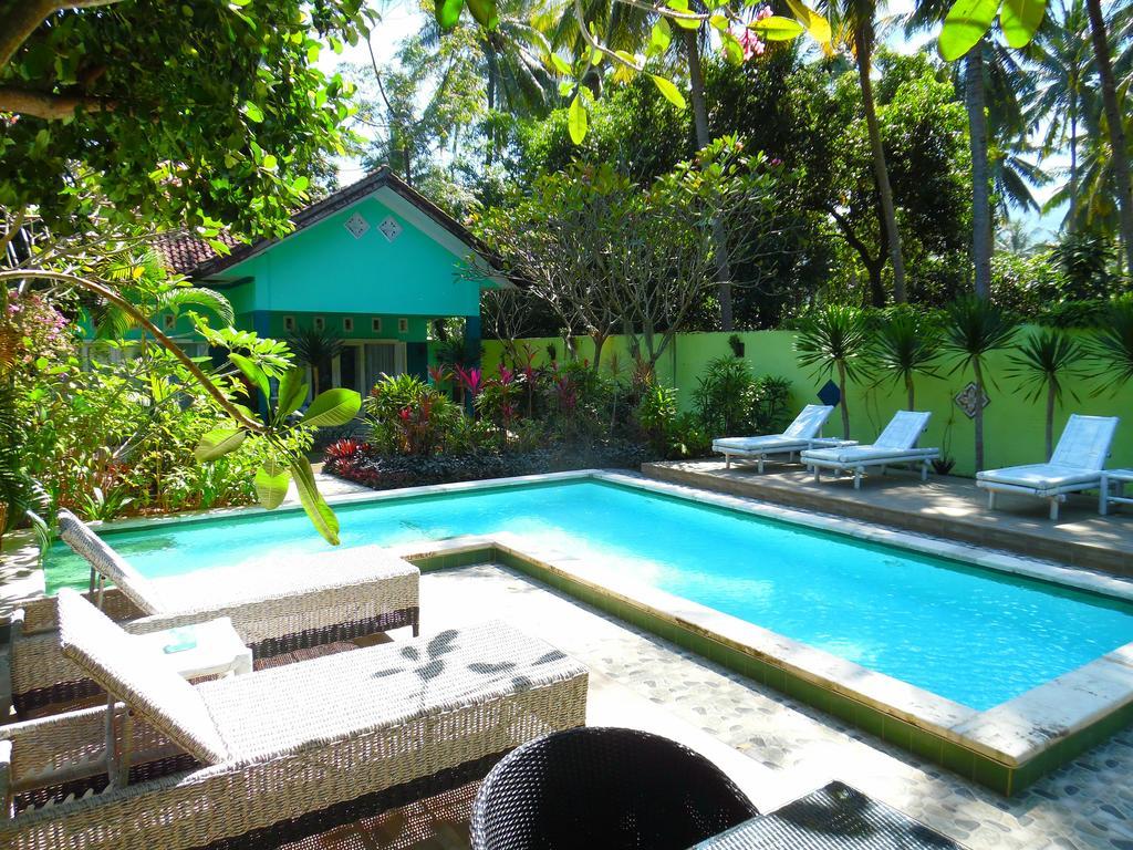 Lazy Monkey Hotel Senggigi Esterno foto