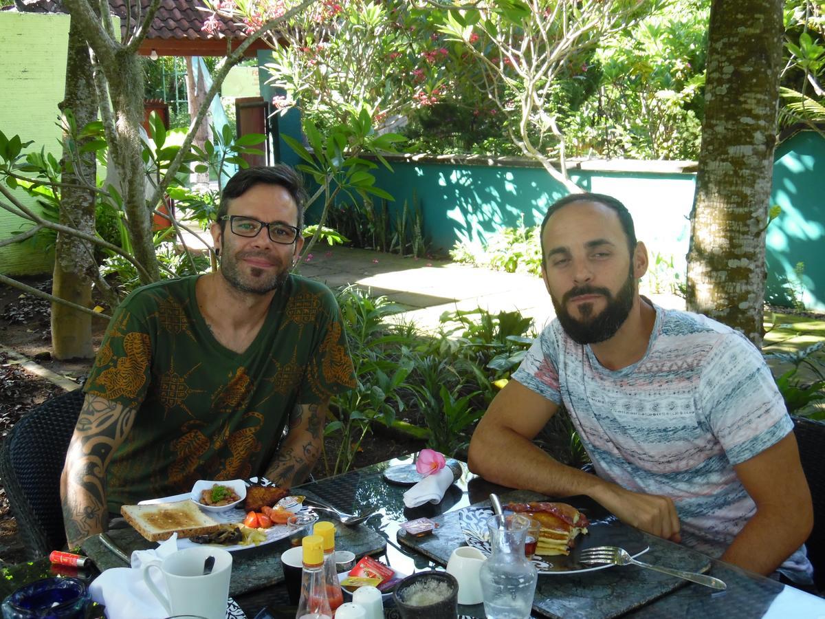Lazy Monkey Hotel Senggigi Esterno foto